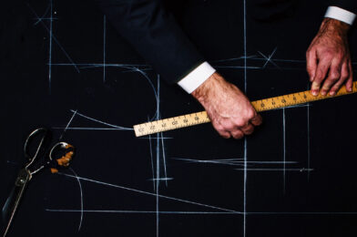 Bespoke Suits Process, Tailor making patterns on fabric