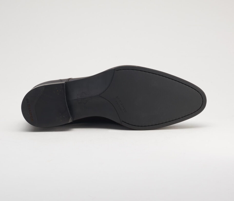 (product) Bergamo Oxford Nero Fondente, Sole view