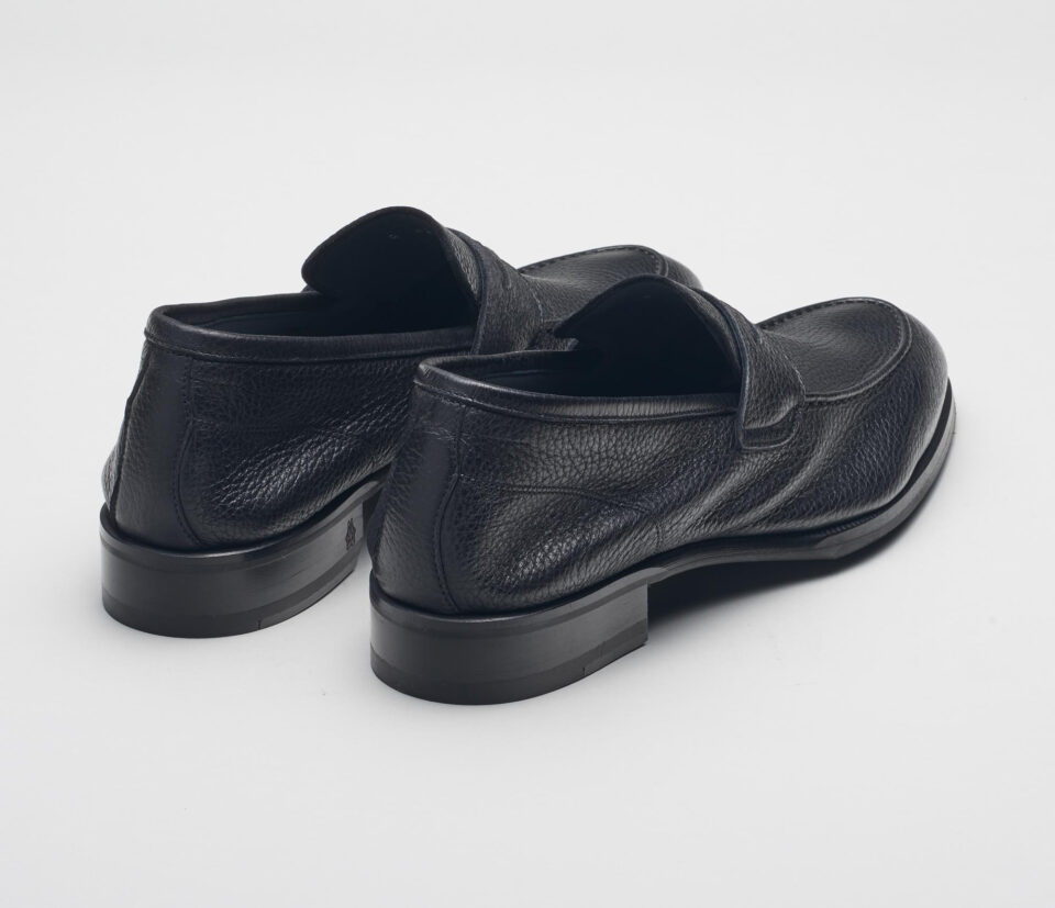 (product) Brera Cervo Nero Loafer, Back view of the pair
