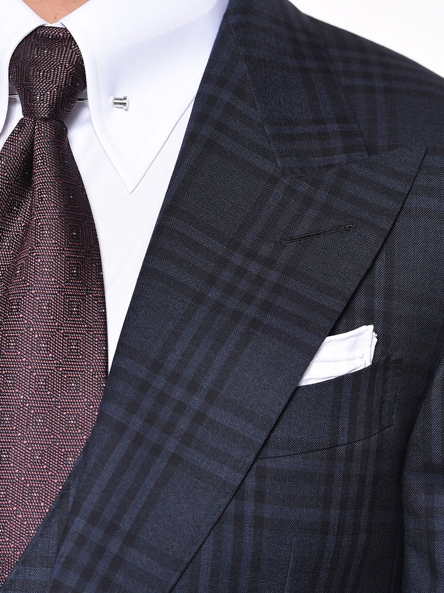 (product) Navy Plaid Bespoke Suit, lapel detail