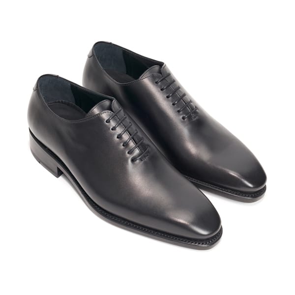 (product) Black Box Calf Whole Cut Lace-Up, Front view of the pair